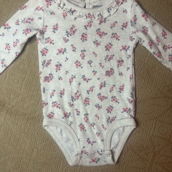 Baby Girl Clothing Bundle | Carter’s, H&M, Wonder Nation | 12 pieces - Picture 11 of 15